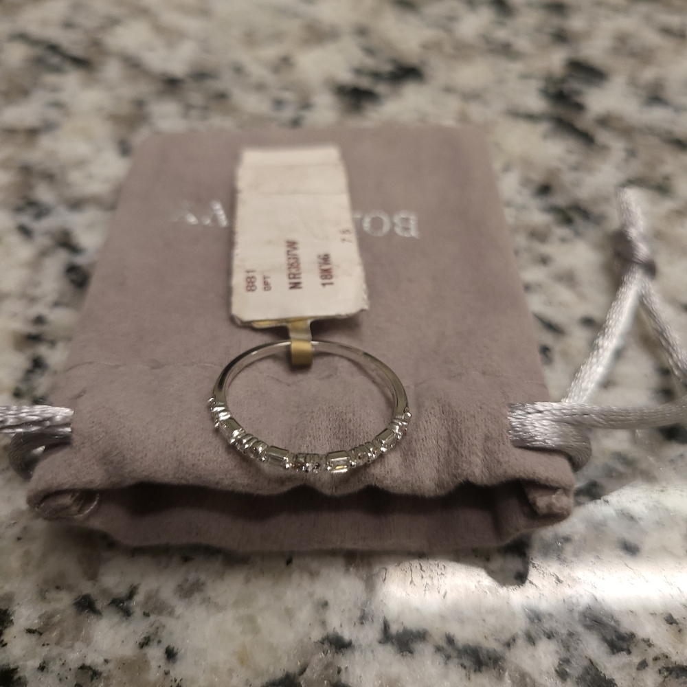 Bony levy ring